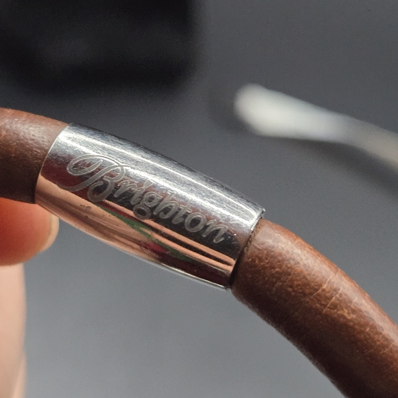 Brighton Brown Leather Bracelet w/ Silver Tone Turquoise Beads | Magnetic Clasp - Picture 4 of 9